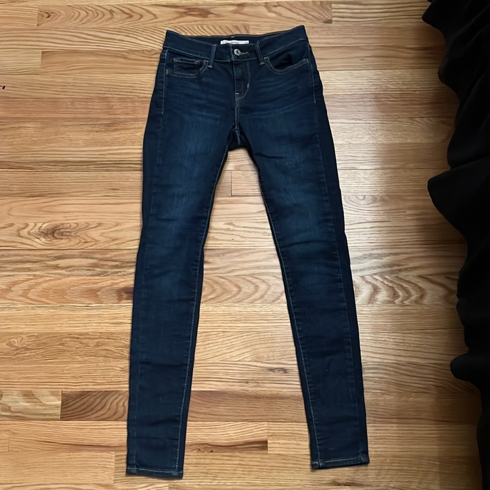 Levi’s 710 Super Skinny Jeans in Dark Wash
